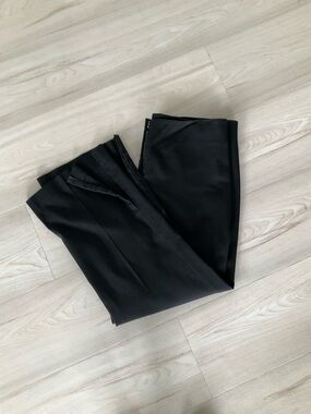 Classic Black lightweight Pants with ankle detail